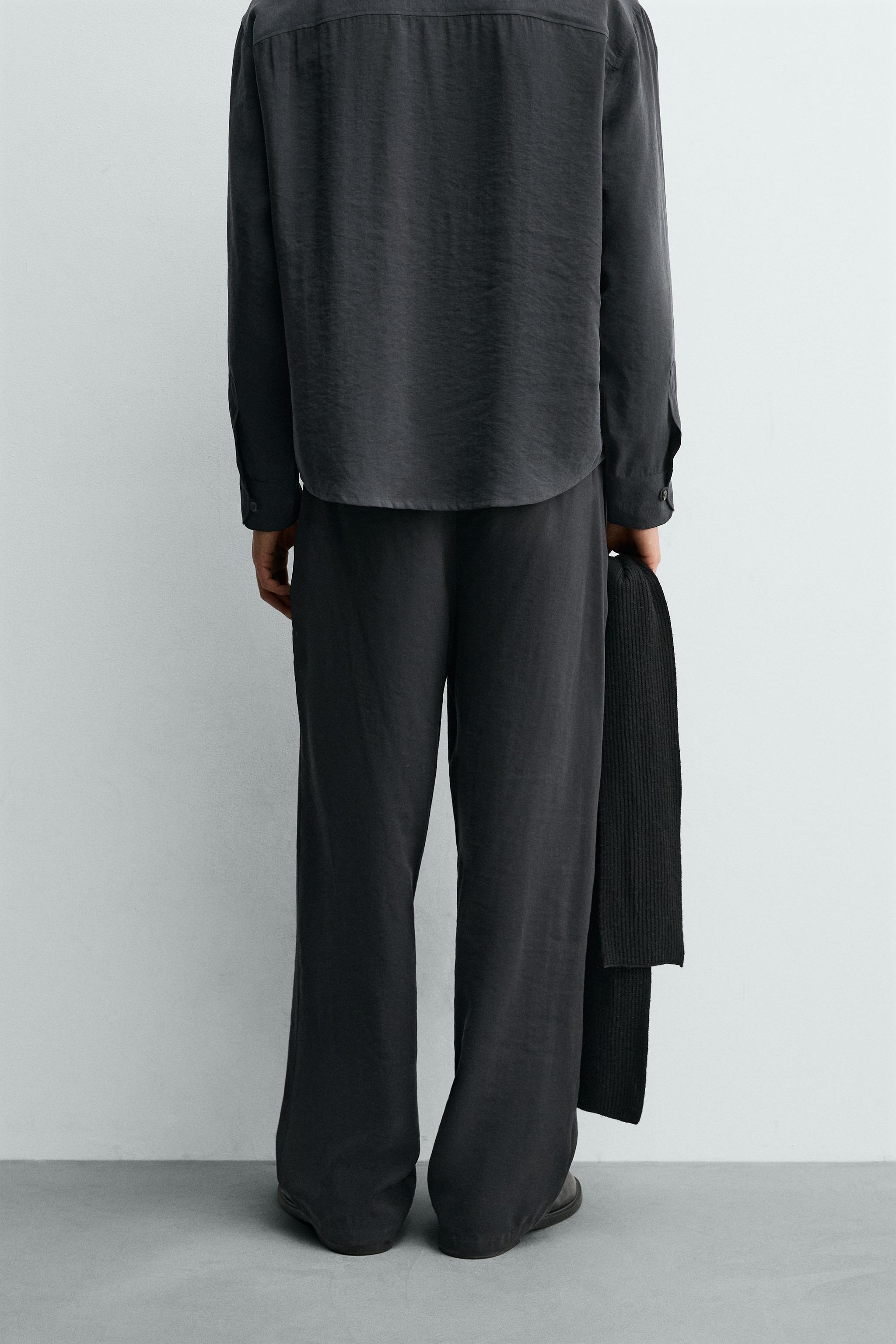 RELAXED FIT FLOWY PANTS